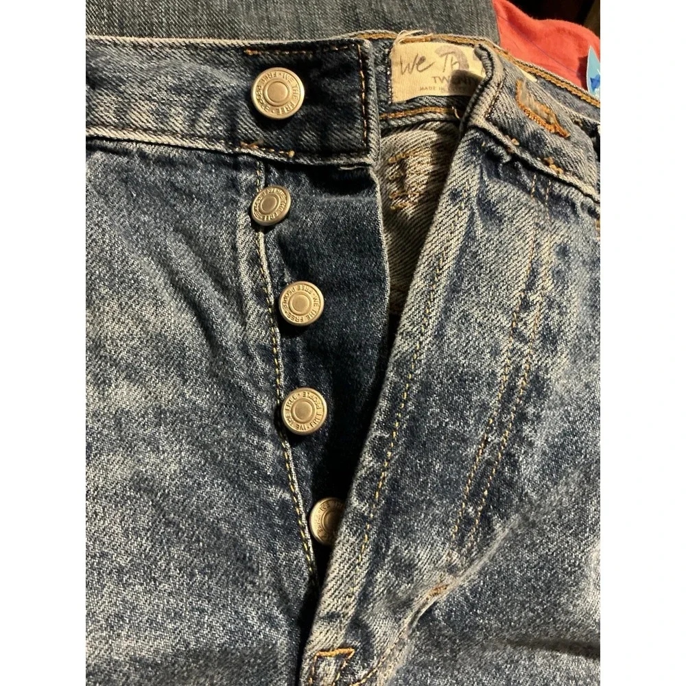 We The Free Distressed Denim Shorts Button Fly 27 Raw‎ Shredded Hem